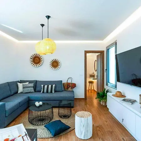 Paparouna Villa *